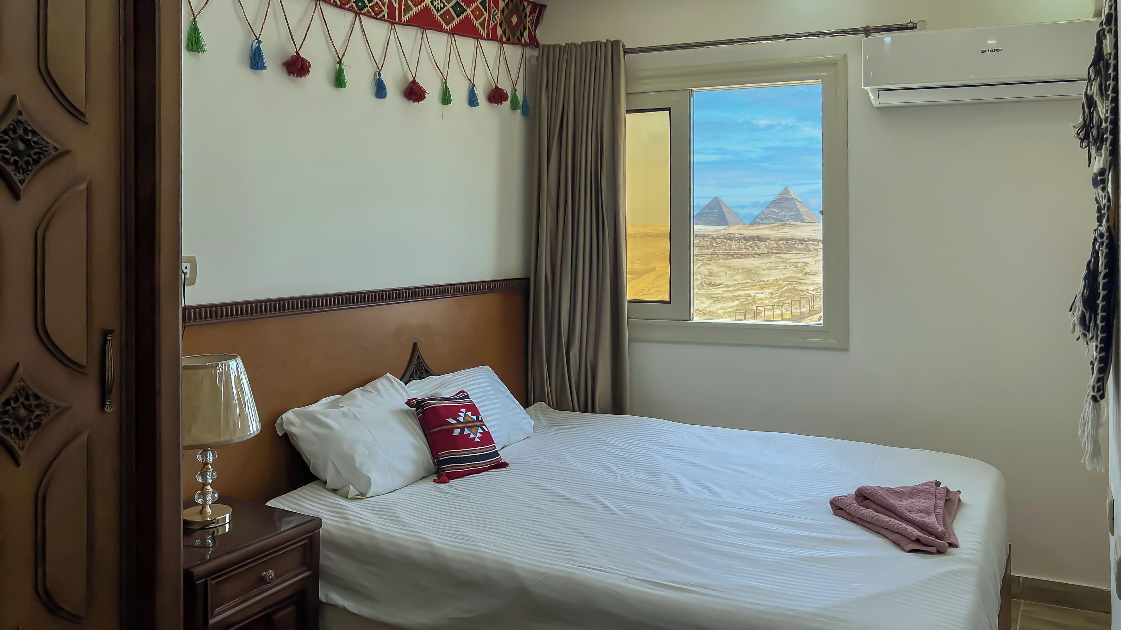 Atlantis Pyramids Inn 2*