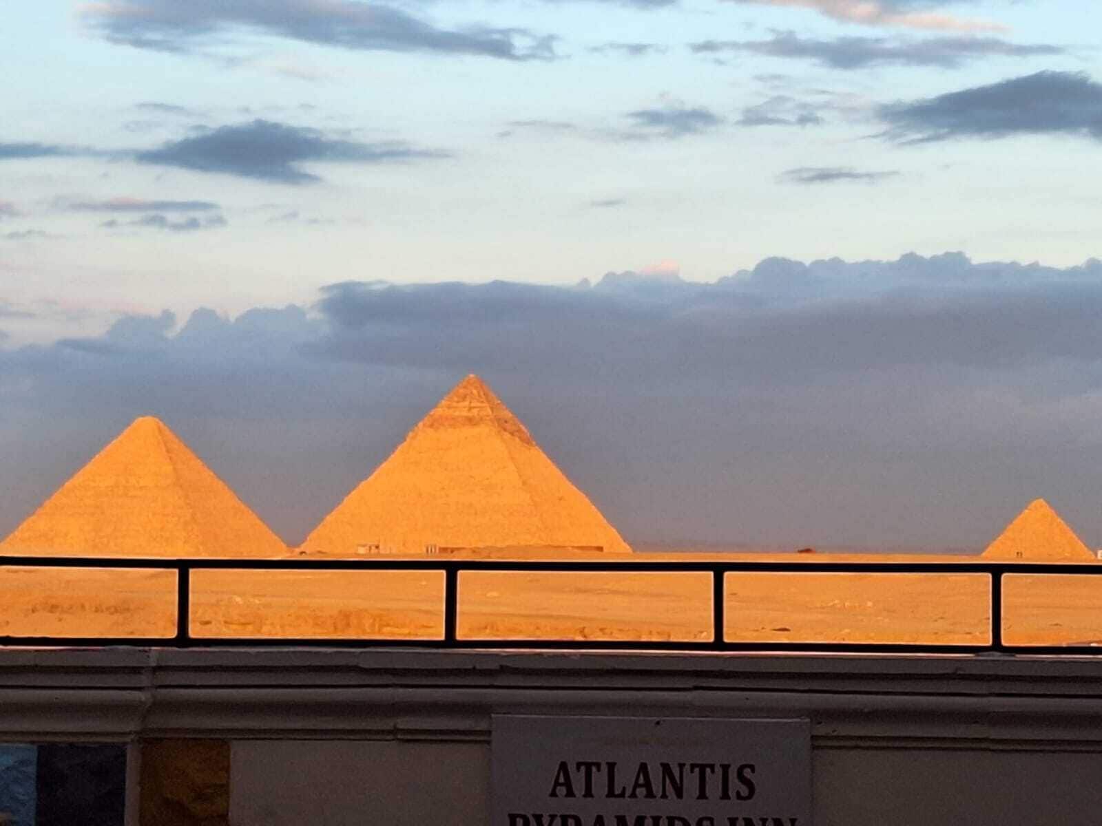 Atlantis Pyramids Inn 2*