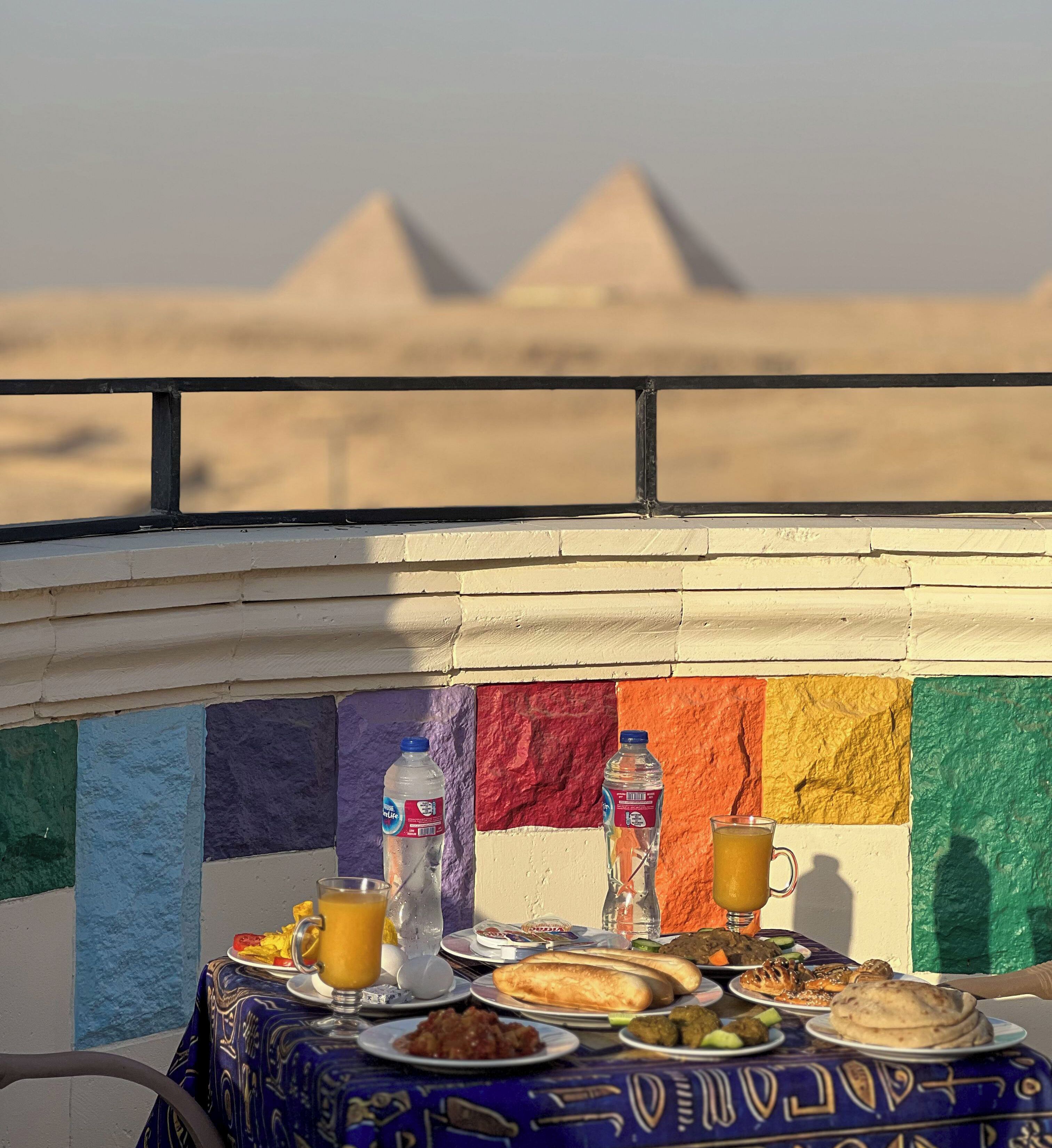 Atlantis Pyramids Inn 2*