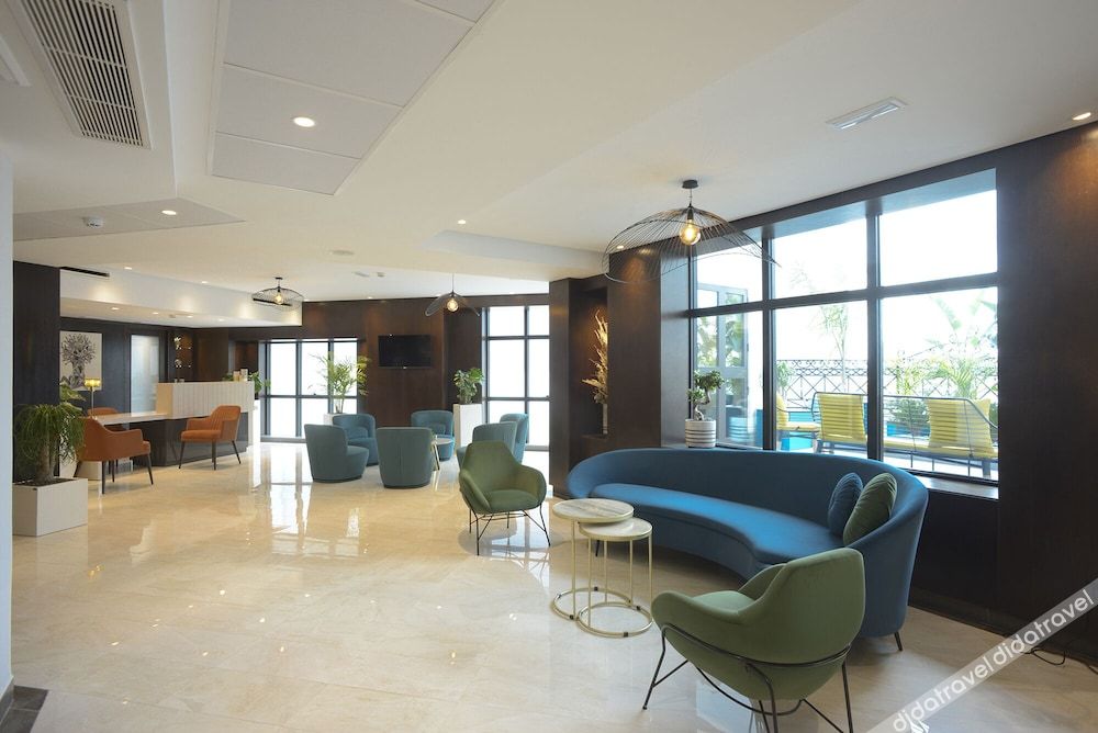 Maia Hotel Suites 0*