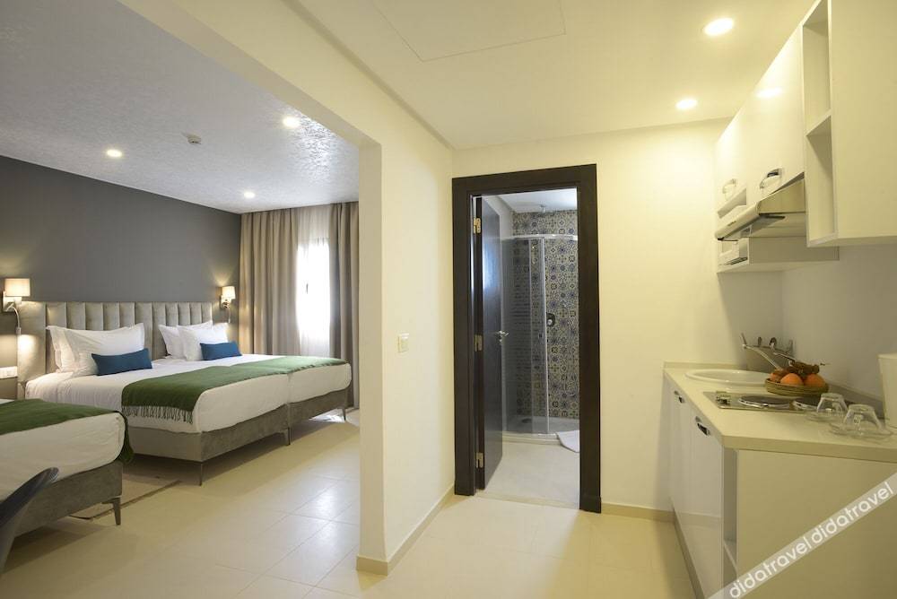 Maia Hotel Suites 0*