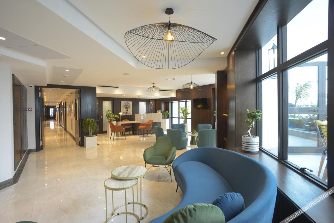 Maia Hotel Suites 0*