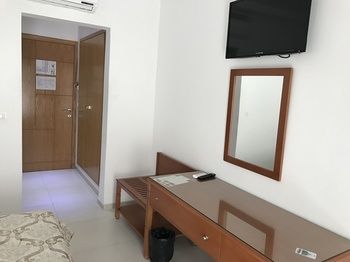 Hotel Al Karmel 2*