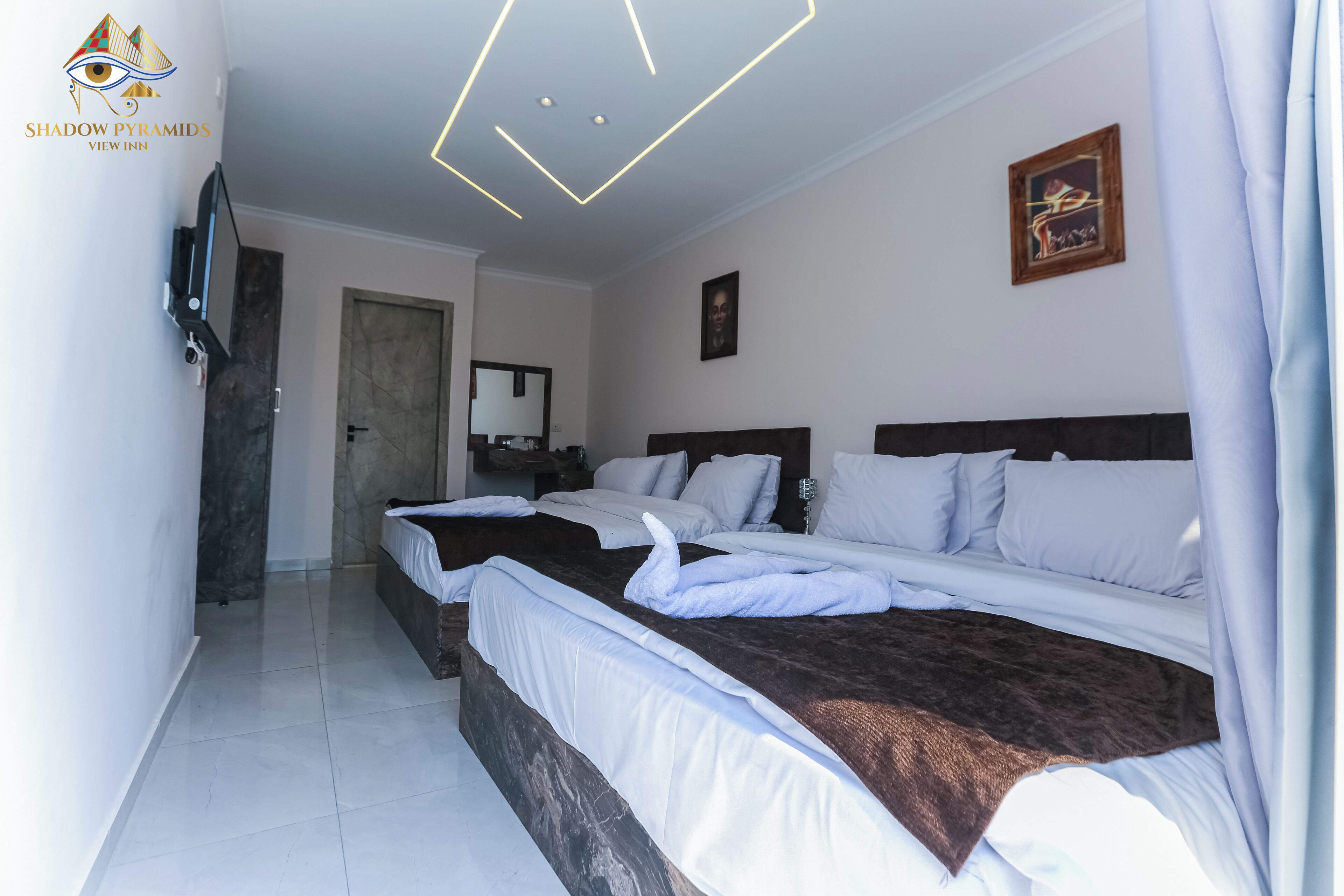 Shadow Pyramids View Inn 4*