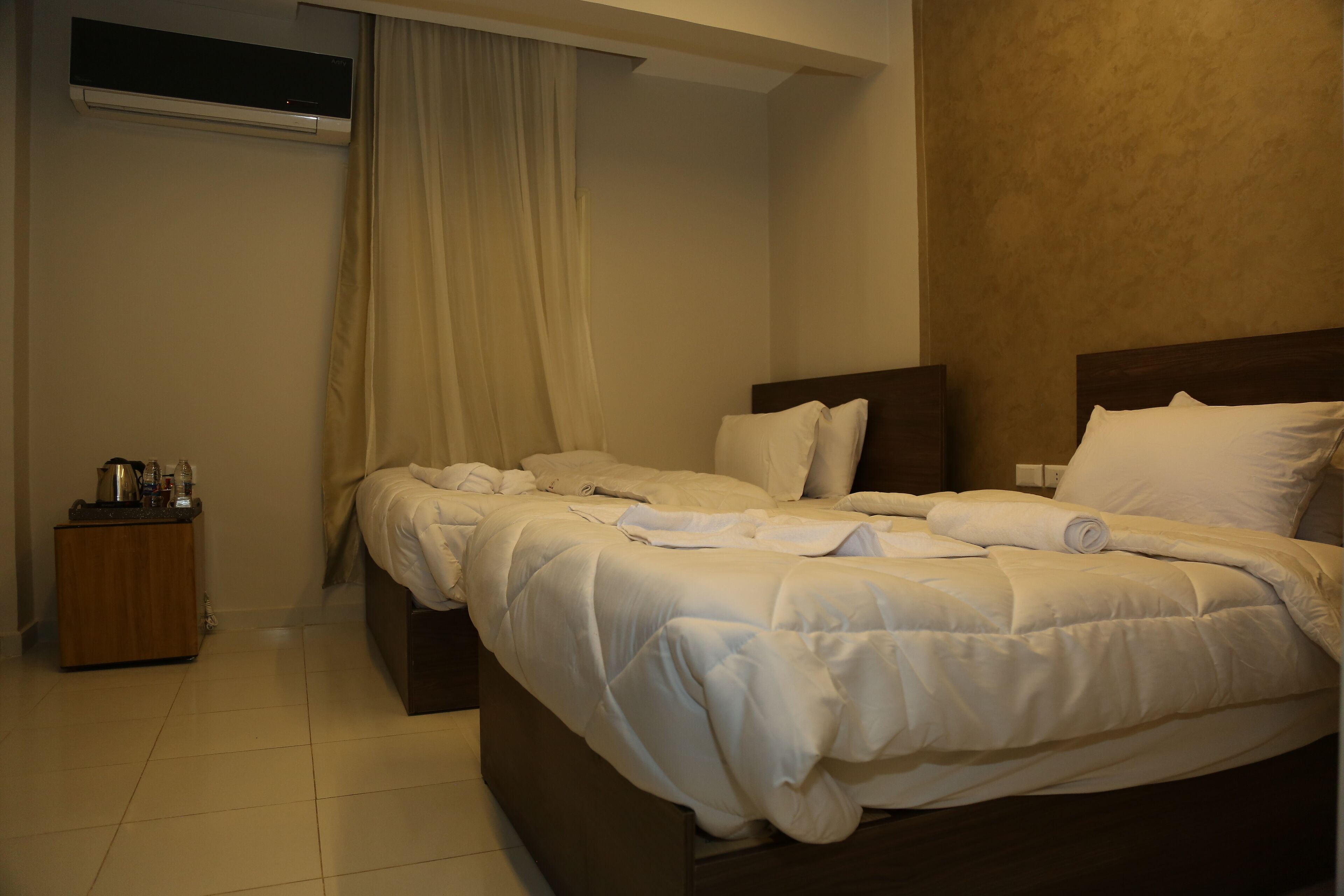 Shadow Pyramids View Inn 4*