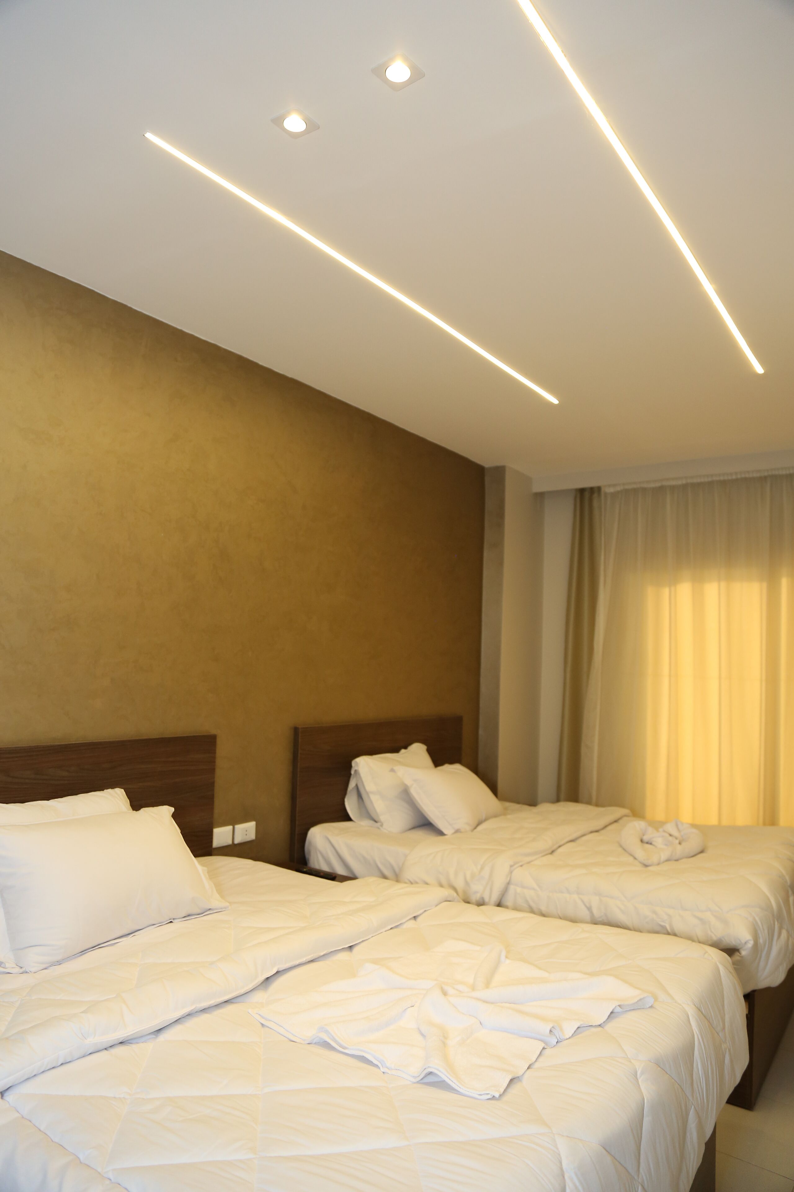 Shadow Pyramids View Inn 4*