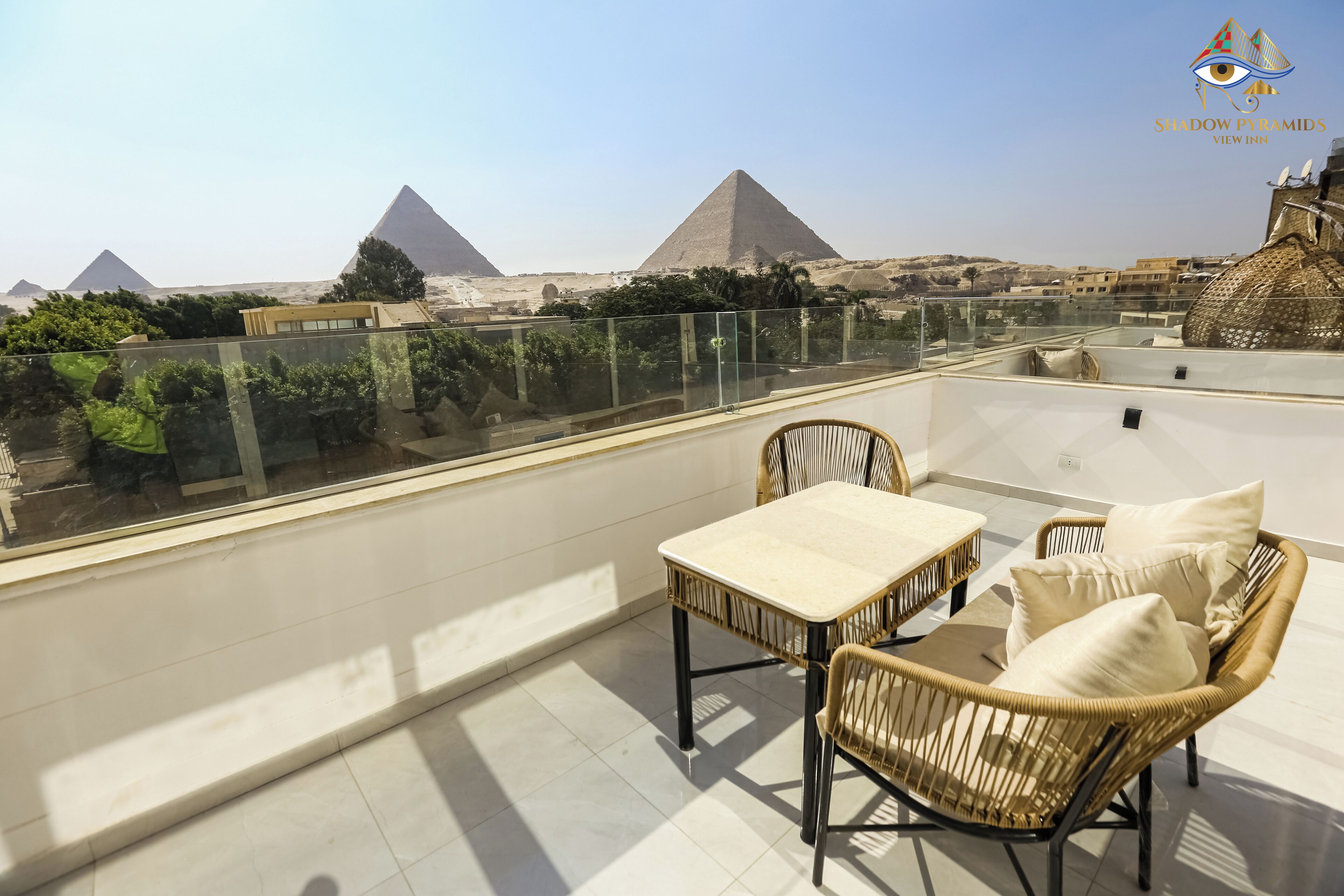 Shadow Pyramids View Inn 4*