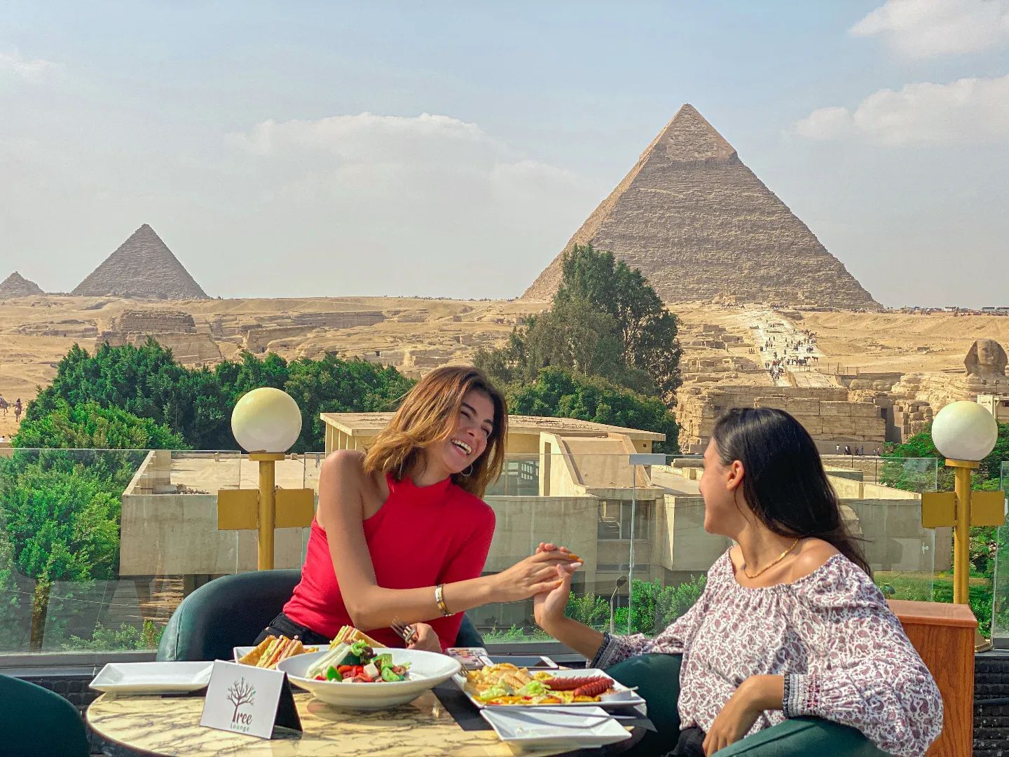 Shadow Pyramids View Inn 4*