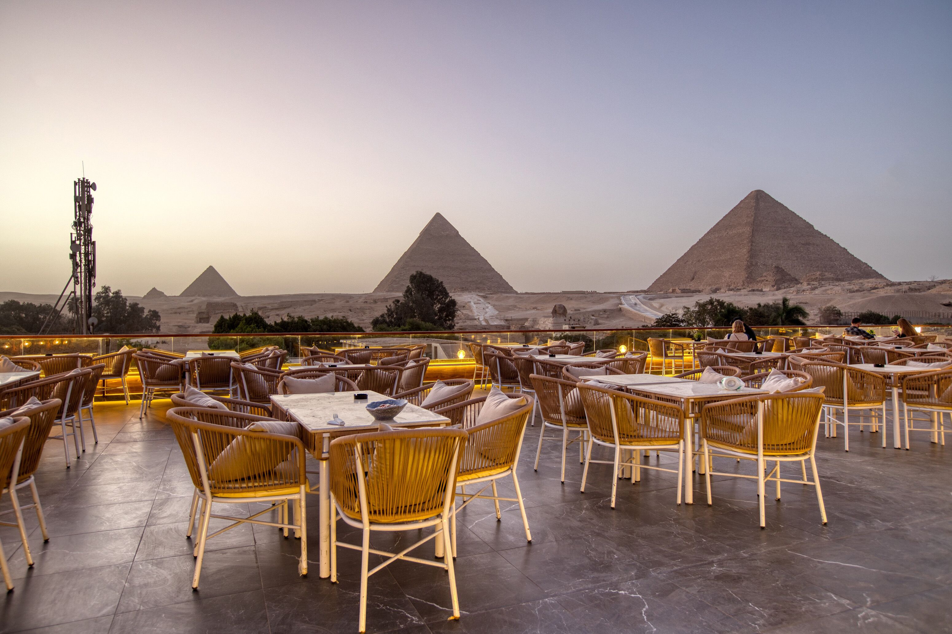 Shadow Pyramids View Inn 4*