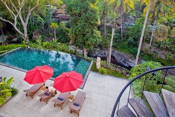 Labak River Hotel By Eps 4*