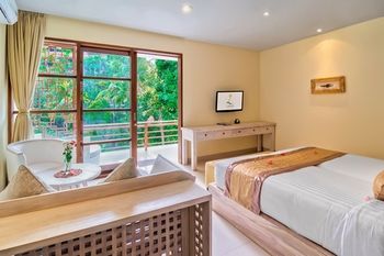 Labak River Hotel By Eps 4*