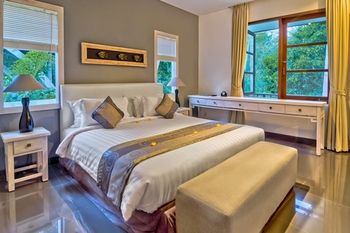 Labak River Hotel By Eps 4*