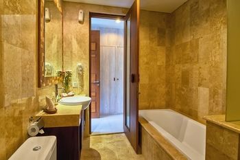 Labak River Hotel By Eps 4*