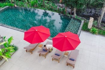 Labak River Hotel By Eps 4*