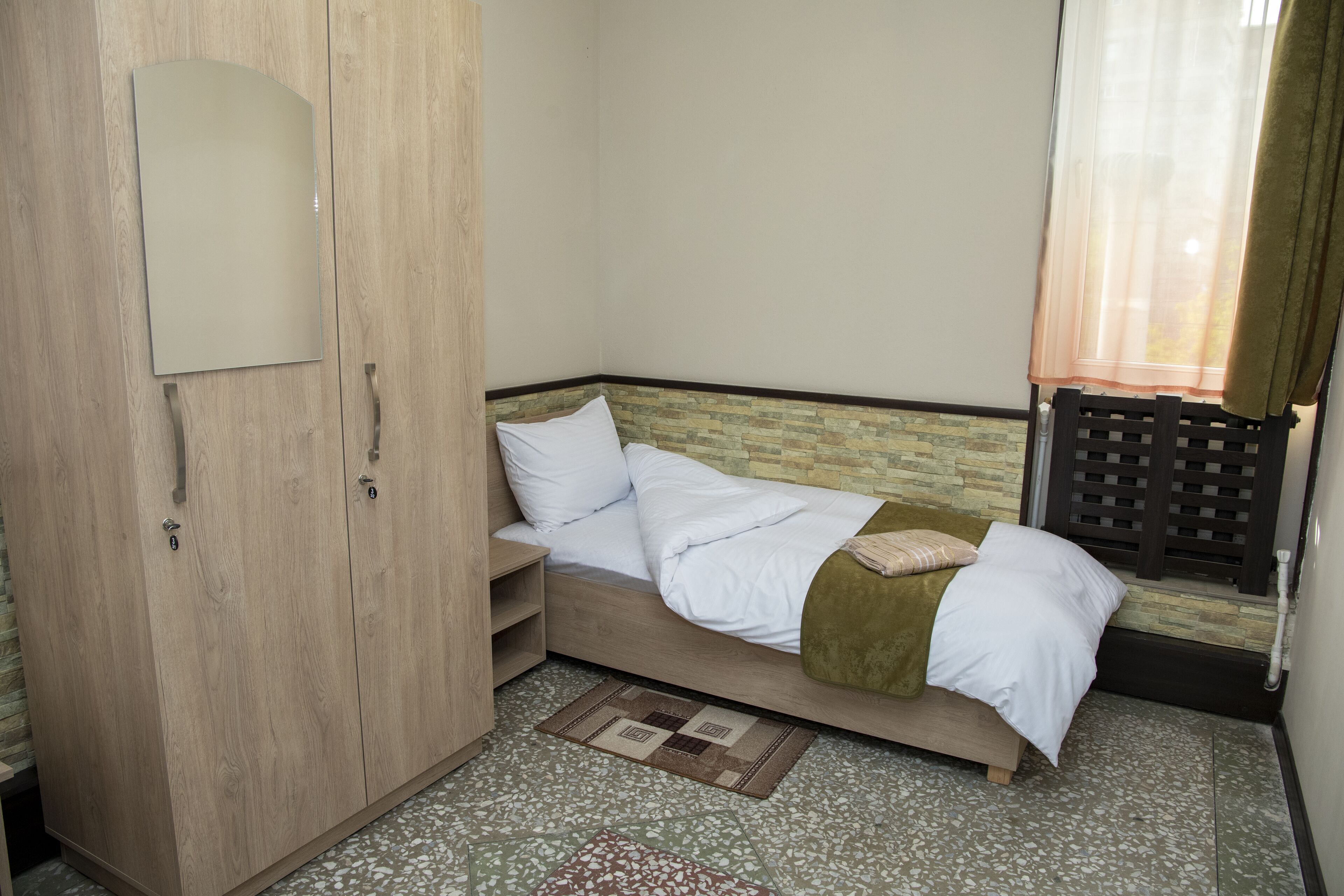 Asa Hotel 0*