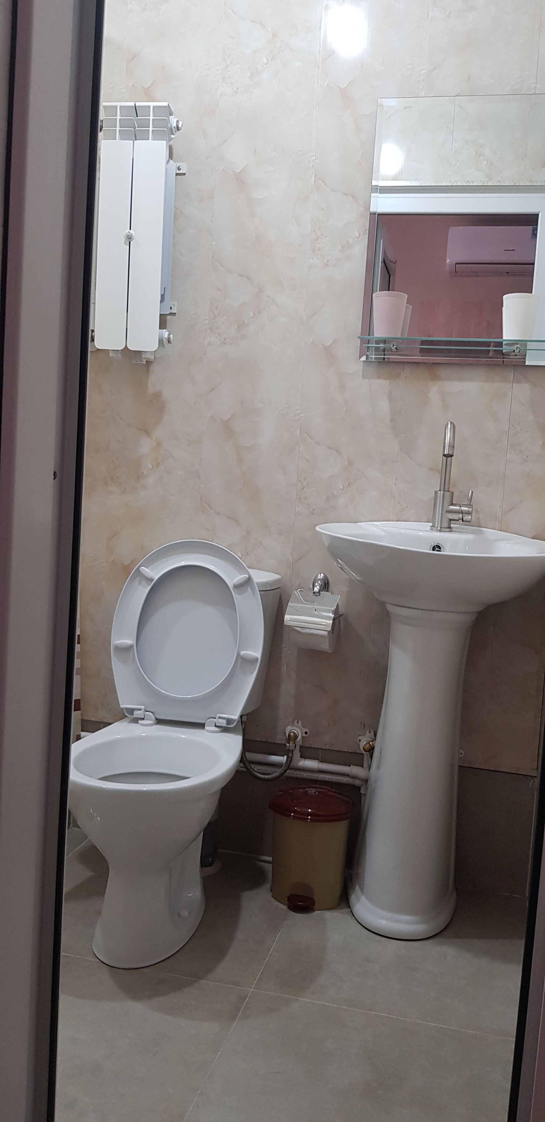 Asa Hotel 0*