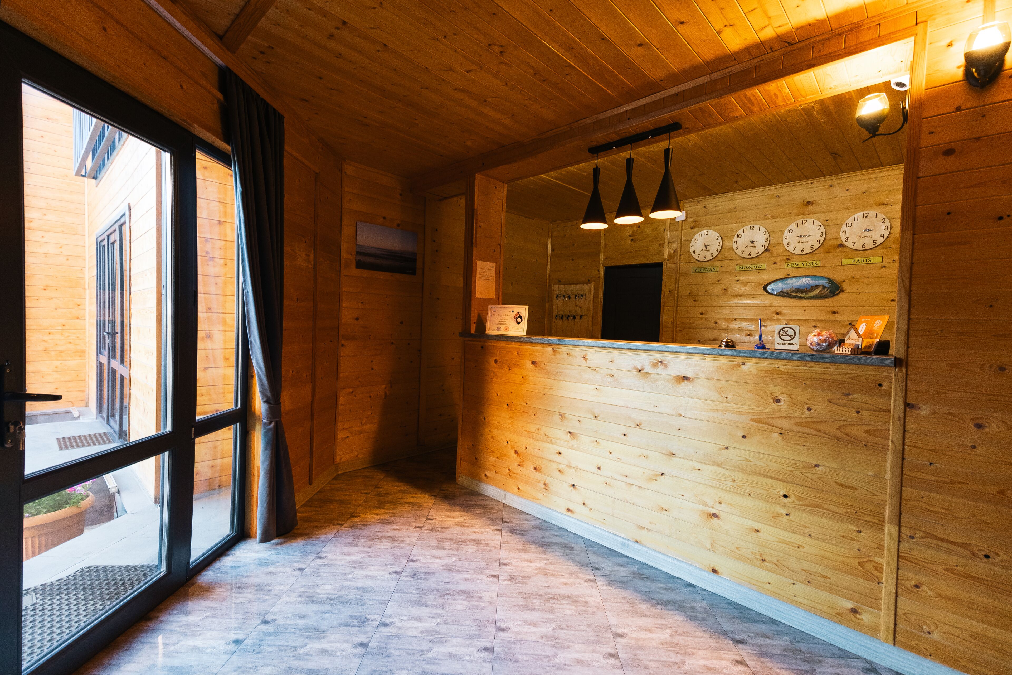Everest Rest House 0*