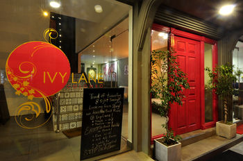 Ivy Lane 3*