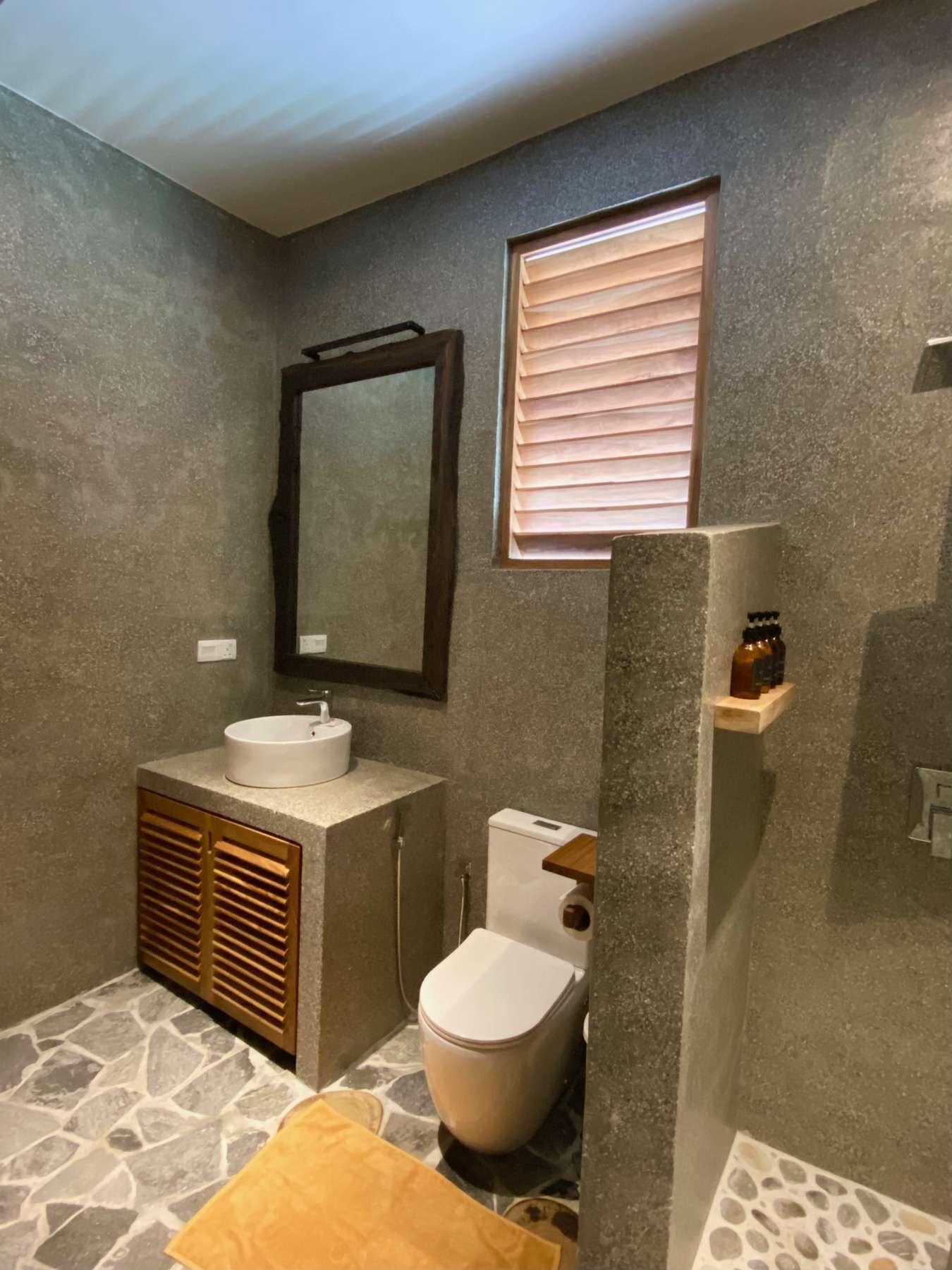 Coast 67 Boutique Hotel 4*