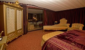 Navoris Hotel 3*