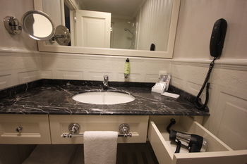 Icon Hotel Taksim 4*