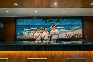 Jpark Island Resort Alona 4*