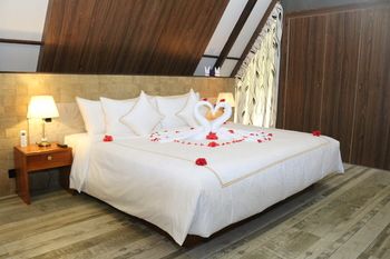 Liyya Water Villas 4*