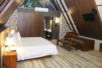 Liyya Water Villas 4*