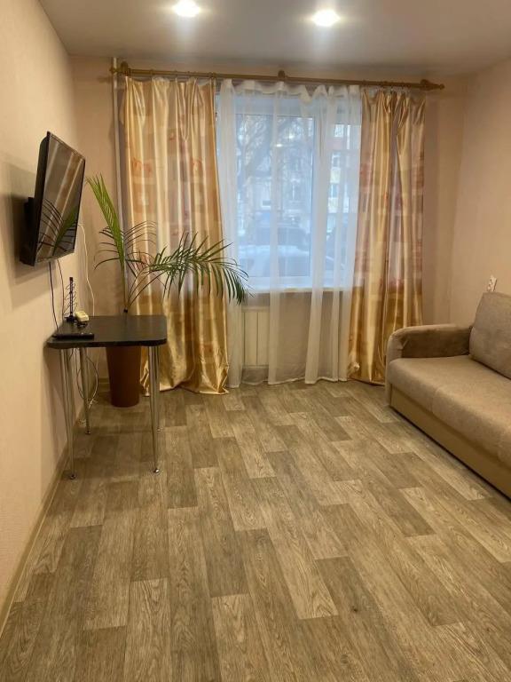 Cozy house on 31 Pobedy Avenue 0*
