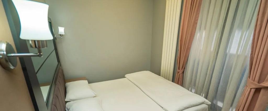 Dizayn Palace 0*