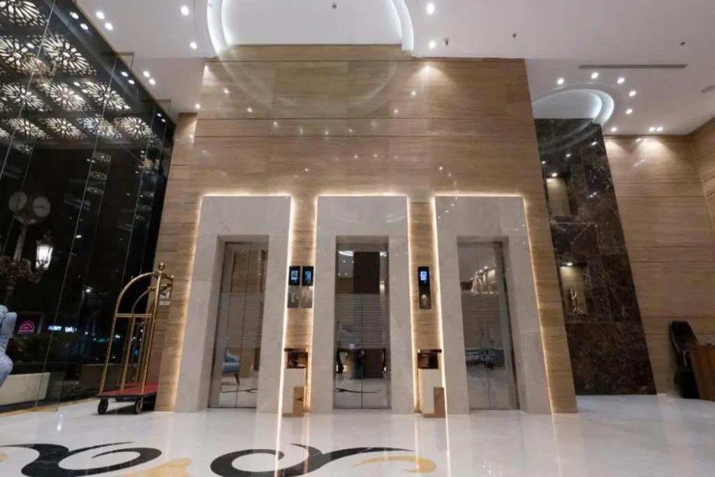 Seven Gardens Hotel 4*