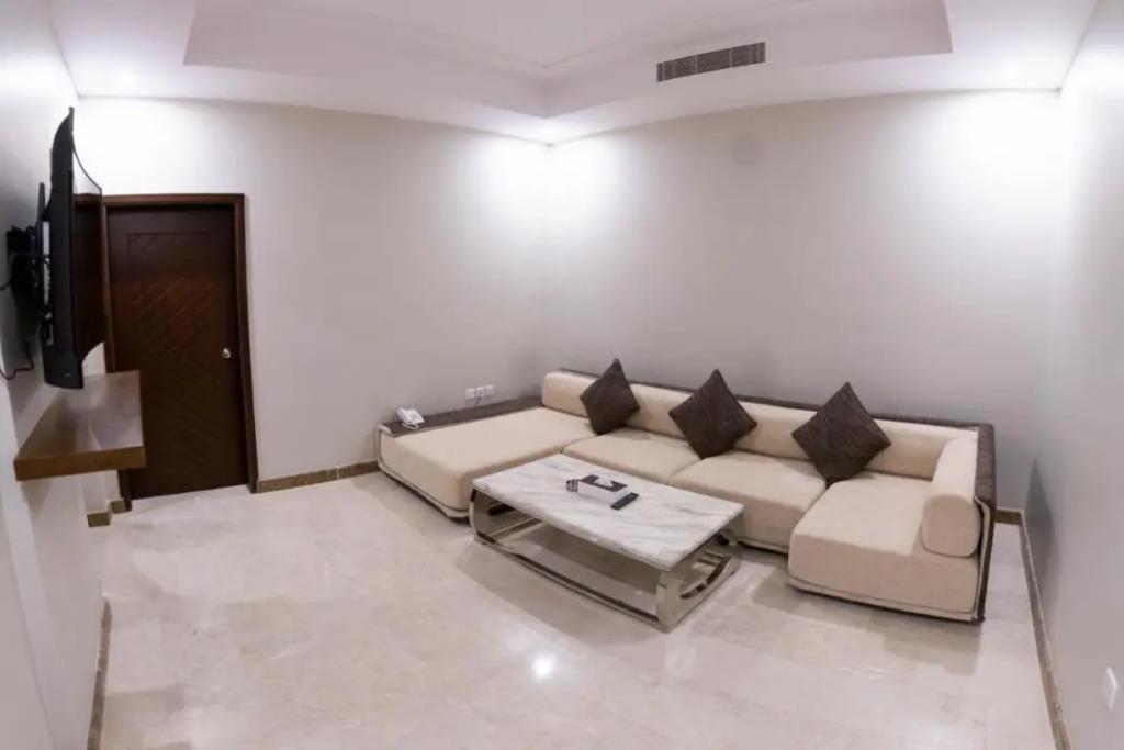 Seven Gardens Hotel 4*