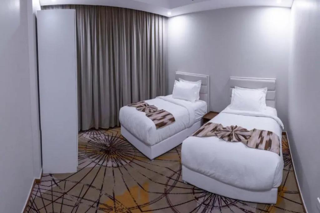 Seven Gardens Hotel 4*