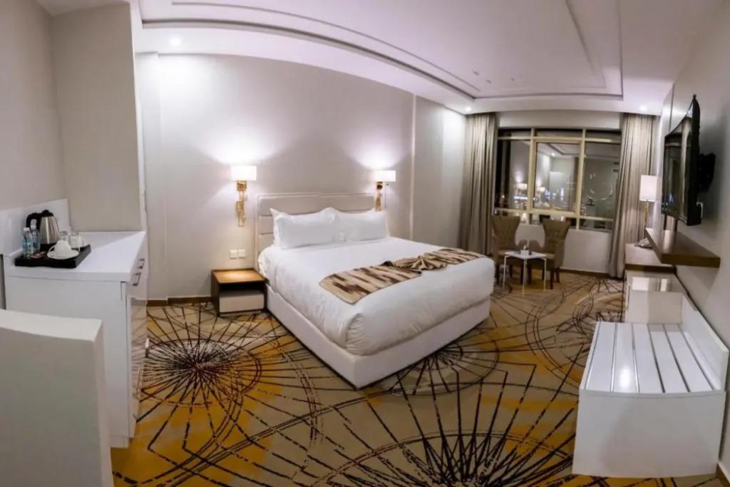 Seven Gardens Hotel 4*