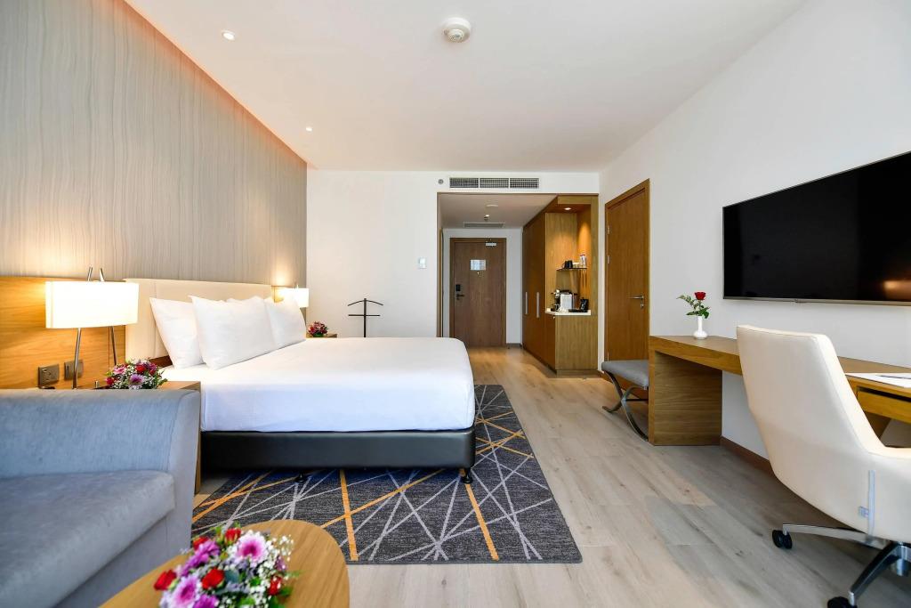 Clarion Hotel Jeddah Airport 4*