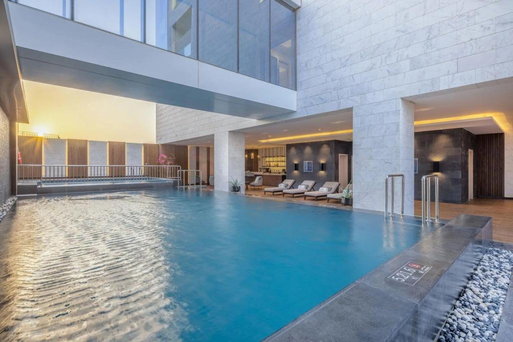 Four Points by Sheraton Jeddah Corniche 4*