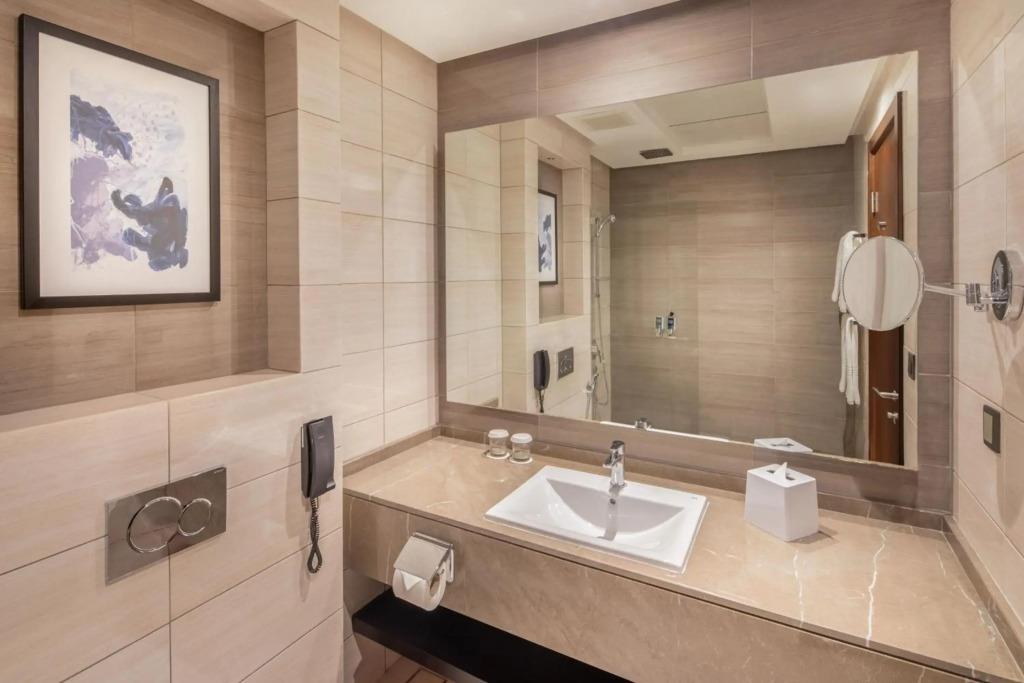 Four Points by Sheraton Jeddah Corniche 4*