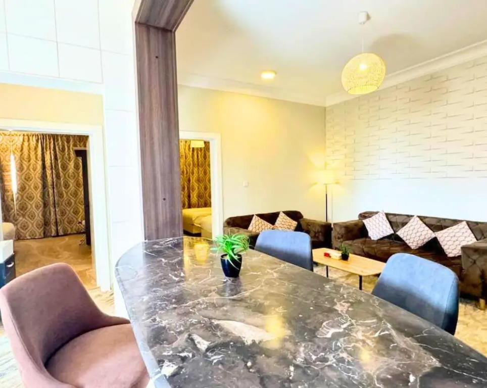 Bq Hotel Suites 0*