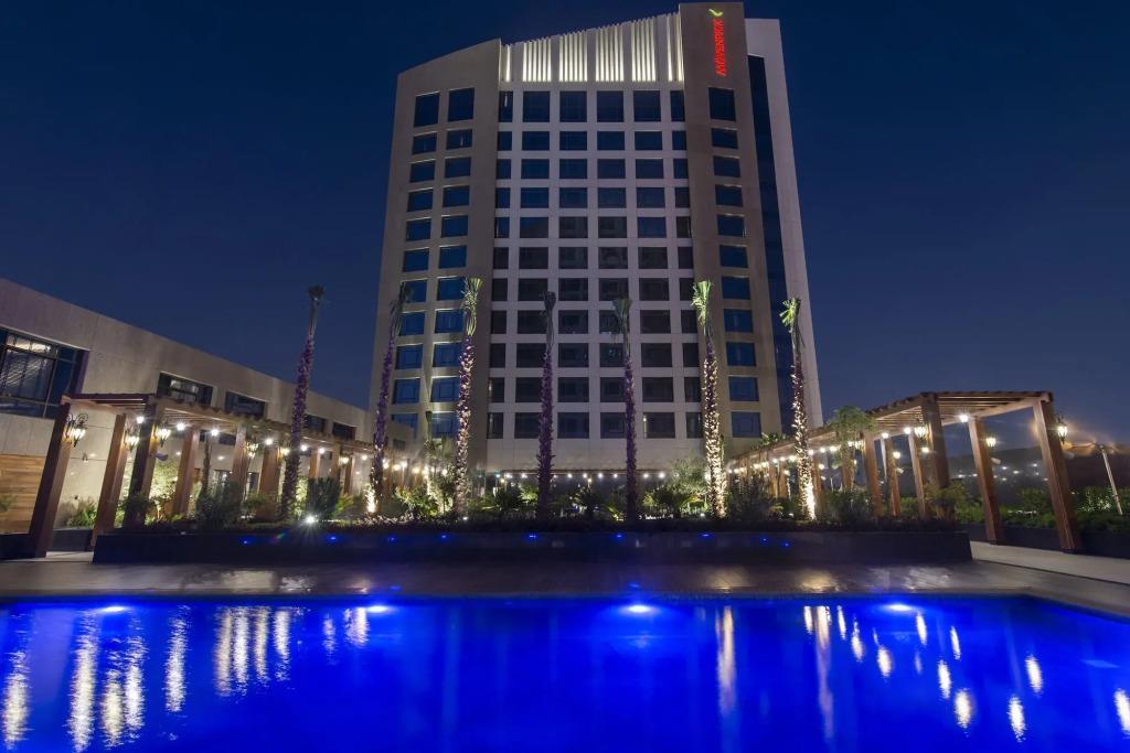 Movenpick Hotel And Residences Riyadh 5*