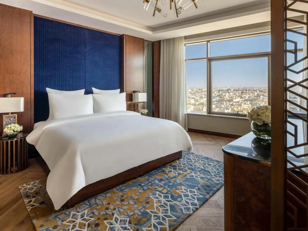 Movenpick Hotel And Residences Riyadh 5*