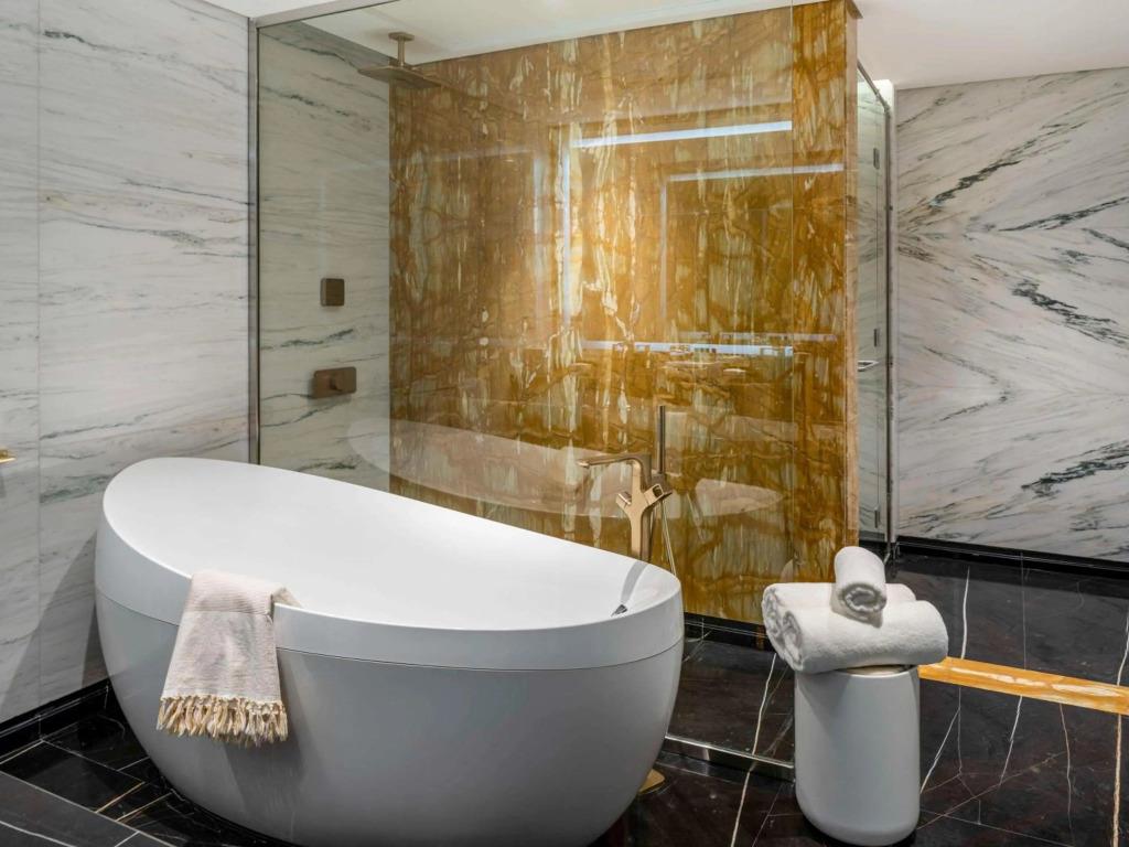 Movenpick Hotel And Residences Riyadh 5*