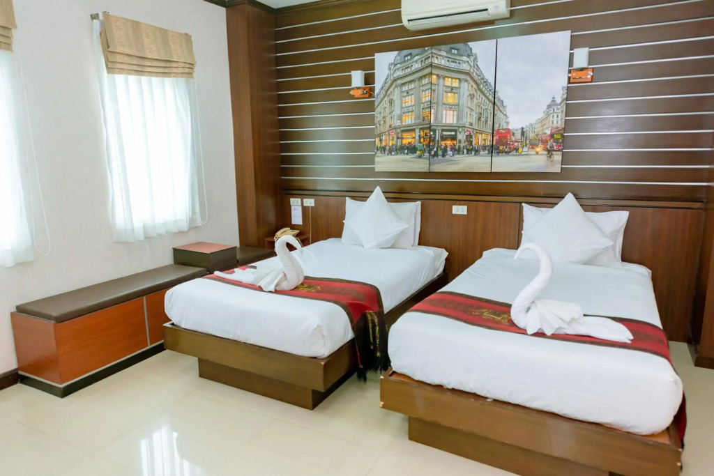 Bander Hotel 0*