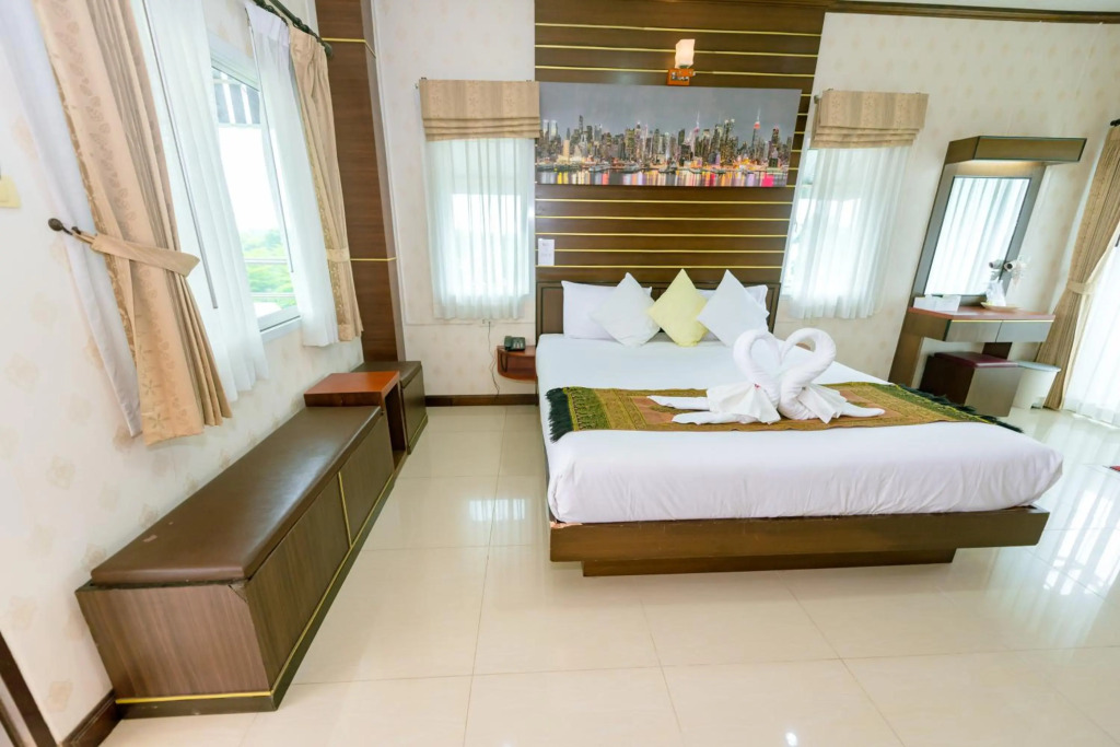 Bander Hotel 0*