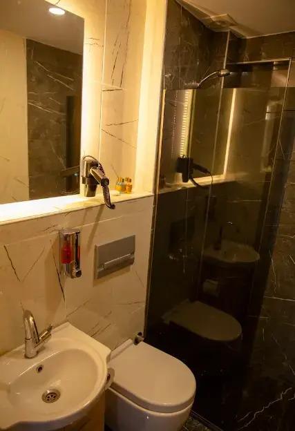 216 FB Suites 0*