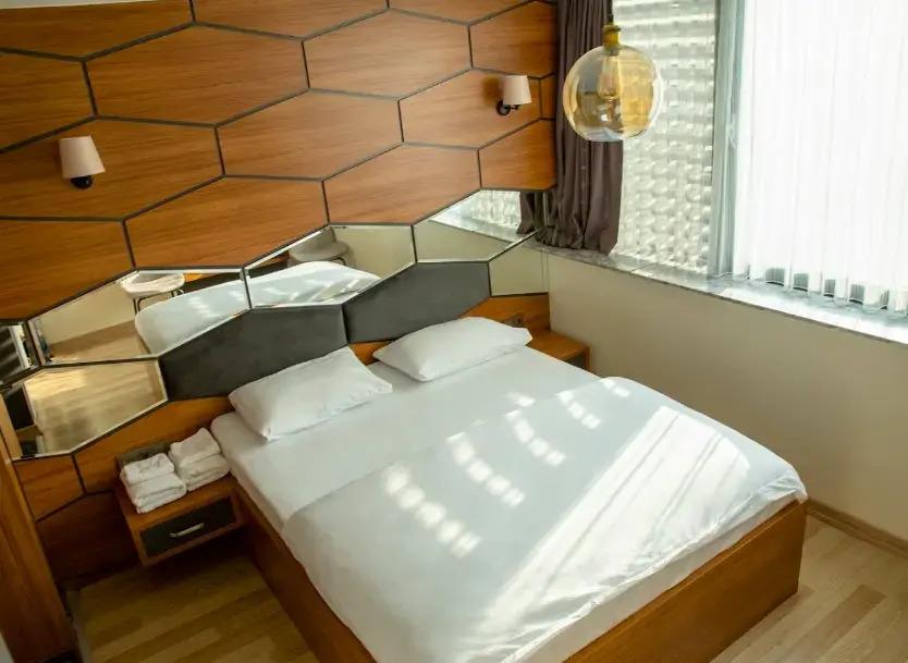 216 FB Suites 0*