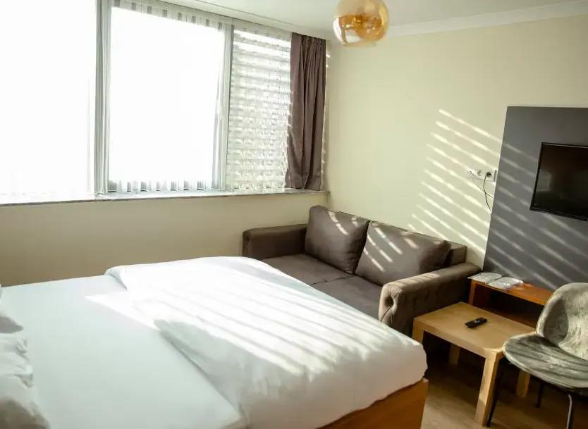 216 FB Suites 0*