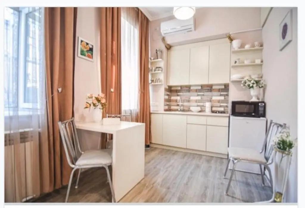 Apartment 55 0*