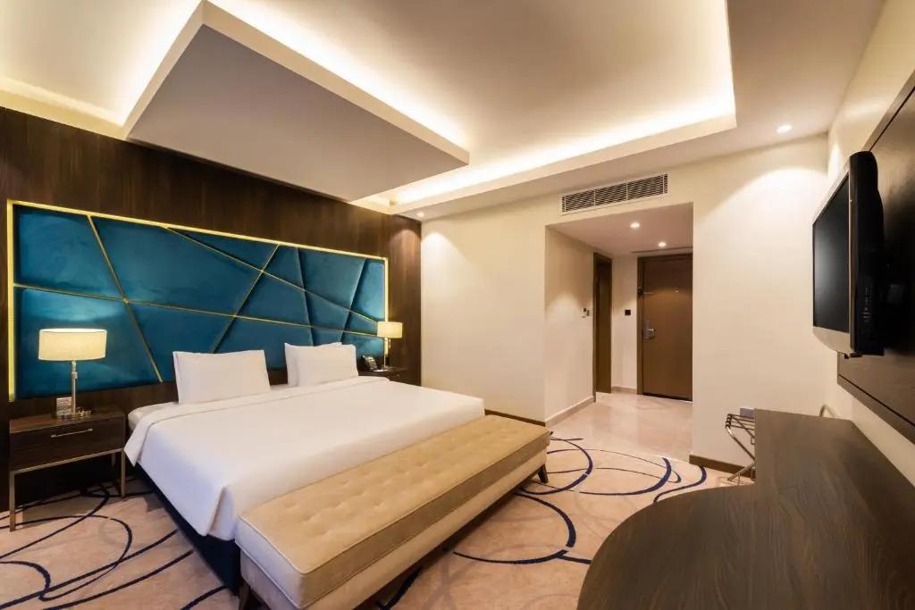 Warwick Riyadh Hotel 4*
