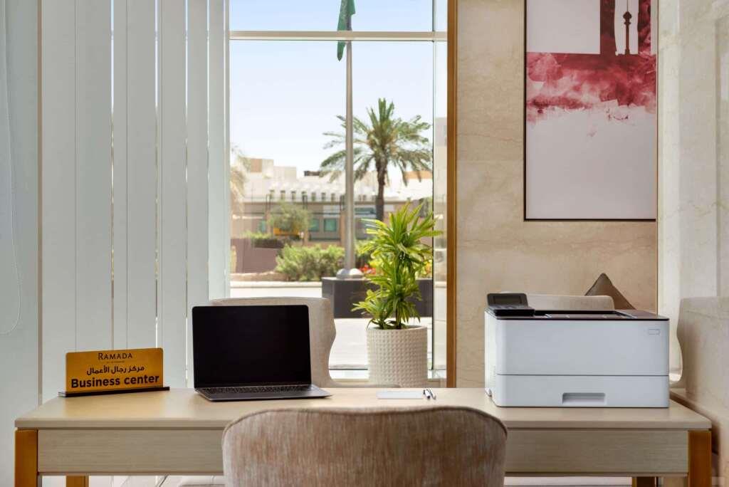 Ramada By Wyndham Riyadh King Fahd Road 4*