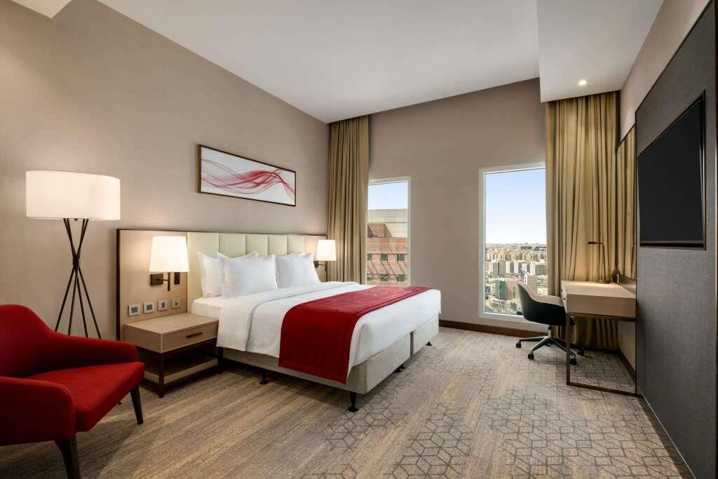 Ramada By Wyndham Riyadh King Fahd Road 4*